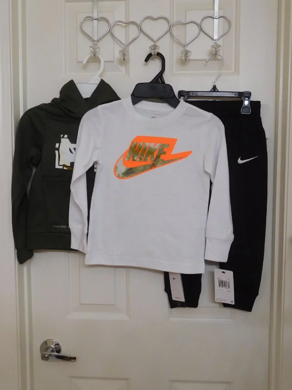 NWT Huge 17pc Nike L/S S/S Shirts Pants Joggers Sweatshirts Bundle sz 4 4t - Picture 6 of 12